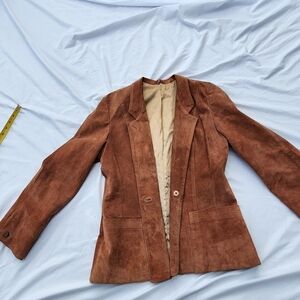 Bagatelle Women's Size 6 Tan Camel Brown Suede 100% leather Jacket blazer